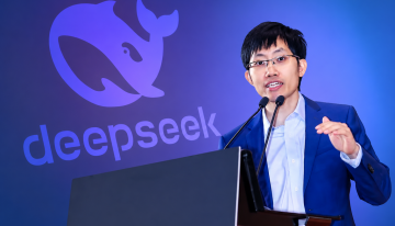 Silicon Valley ha copiado de China la jornada 996 para trabajar más. DeepSeek está logrando lo mismo haciendo justo lo contrario