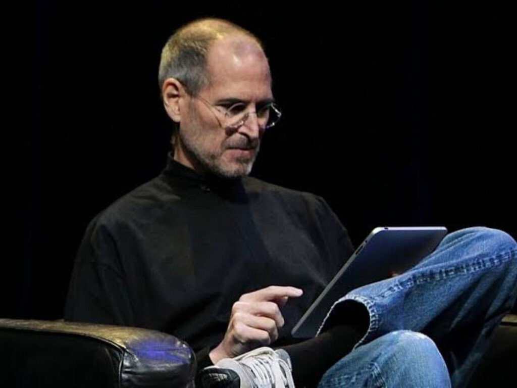 Así funcionaba el "campo de distorsión de la realidad" con el que Steve Jobs sacaba lo imposible de la gente
