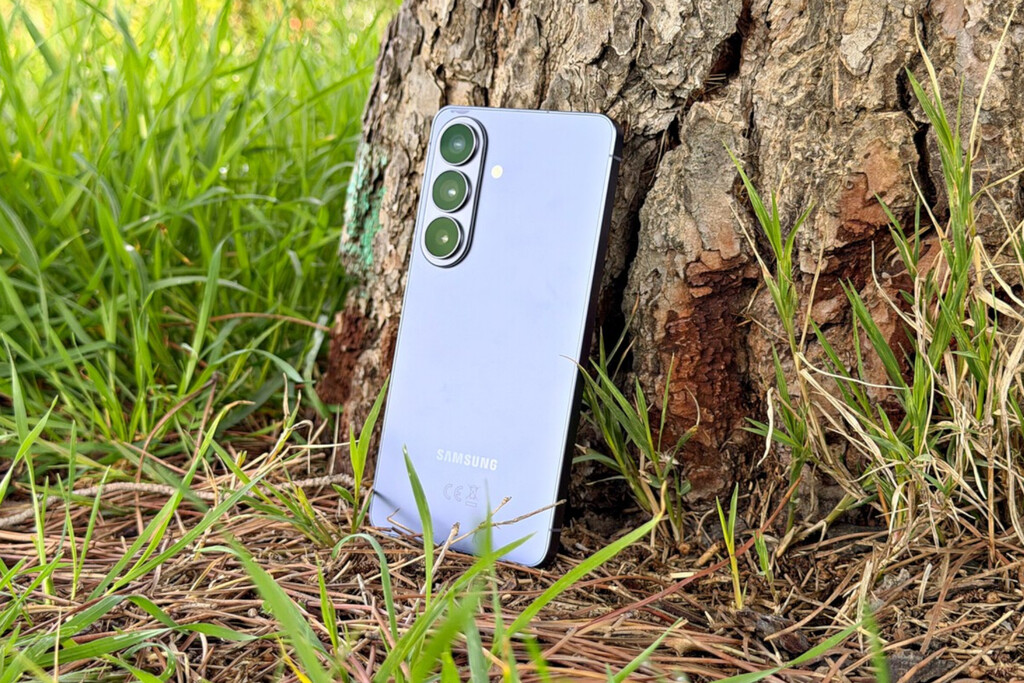A precio de liquidación el Samsung Galaxy S26, un móvil compacto con una autonomía excelente 