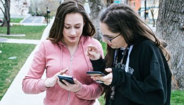 Ni «detox digital» extremo ni apología de la pereza: lo que la ciencia dice de verdad sobre cómo desconectar