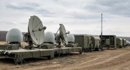 Rusia lleva tiempo intentando bloquear a los satélites Starlink desde tierra. Ahora ha decidido apuntar directamente al cielo