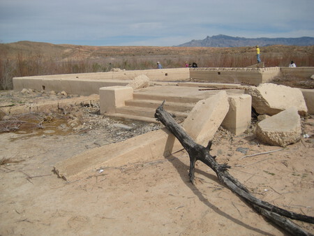 St Thomas Nv Building Foundation