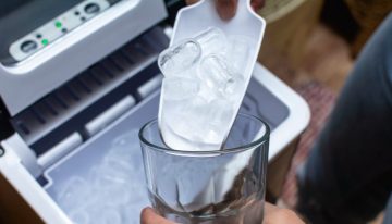 Que nunca te falte hielo en casa: con esta máquina lo tendrás listo en solo 6 minutos