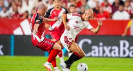El Sevilla remonta de penalti ante un Rayo muy flojo