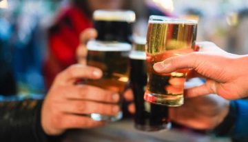 Los hepatólogos piden realizar test de consumo de alcohol a los pacientes con hígado graso: «Tenemos que grabarnos a fuego esa evaluación»