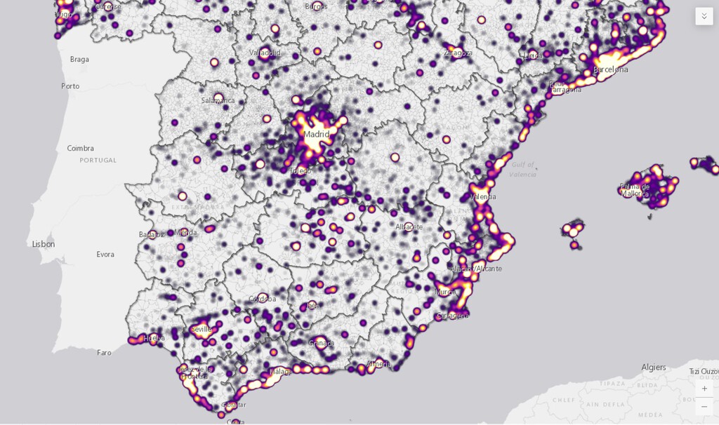A la pregunta de cuántos bares hay en España, este mapa desmonta mitos y reafirma algunos excesos