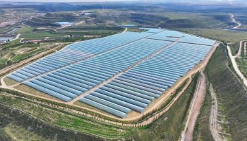 China tiene un problema con las tierras arrasadas por las minas de carbón. Ahora está llenándolas de cultivos e invernaderos
