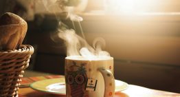 Tomar el café o el té demasiado caliente puede triplicar el riesgo de cáncer de esófago. La clave está en la temperatura