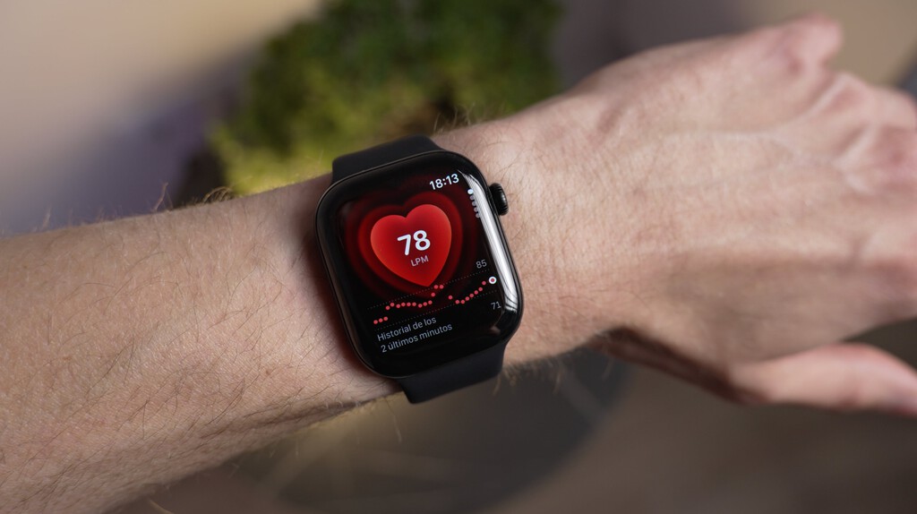 Un científico pone a prueba el Apple Watch Series 12. No tiene nada que envidiar a equipos profesionales 