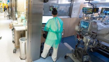 La sepsis provoca entre 15.000 y 20.000 muertes al año en España: así se combate en la uci un síndrome causado por una infección