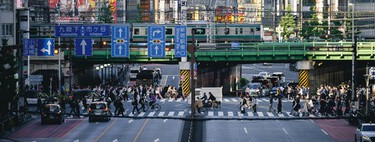 En Tokio están tan hartos del turismo masivo, que han empezado a hacer algo: prohibir alquileres turísticos tipo Airbnb