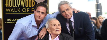 Kirk Douglas y la brecha de los 100 años: los famosos se van a morir cada vez más y más viejos 