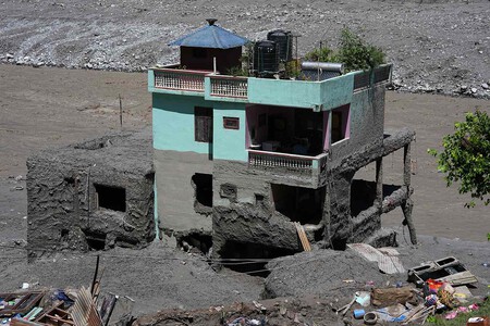 Nepal Flood Turquoise Green House 2 090226 Dc0ced654cd74843b530c4483da52ca3