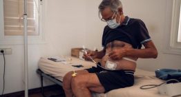 Pere Hermoso, de 65 años: Con la diálisis en casa, si quiero irme de vacaciones, me voy