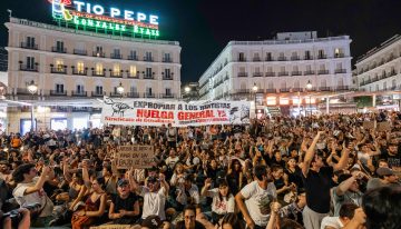 Manifestación contra los desahucios, en directo | Los manifestantes por la crisis de la vivienda acampan en Sol y animan a la gente a que se una