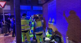Un joven muere en Parla al sufrir un corte con una botella en el cuello y otro resulta herido en el pecho