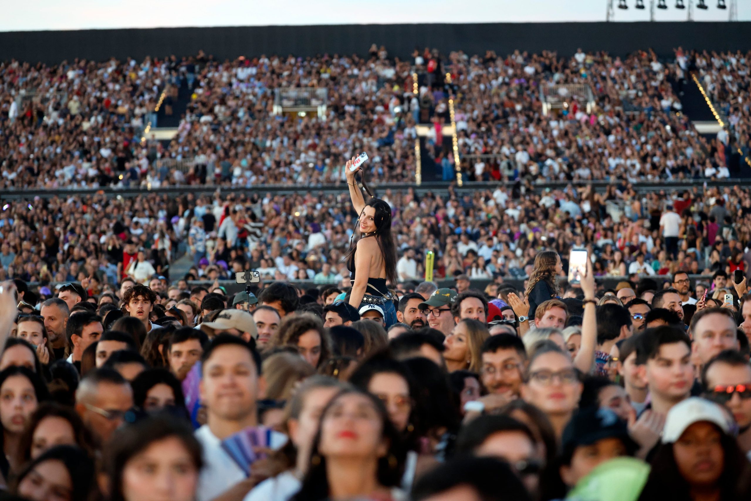 Público asistente al concierto de Shakira en Madrid.