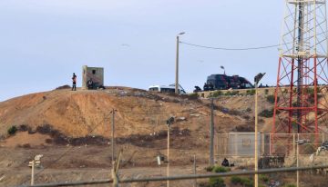 Crisis en Ceuta y actualidad política, en directo | Calma en las fronteras blindadas de Ceuta y Melilla en un día de alerta por la amenaza de un nuevo salto masivo