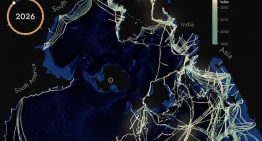 30 años de despliegue de cables submarinos, en un vídeo 20 segundos: así se ha tejido Internet bajo el mar desde 1999