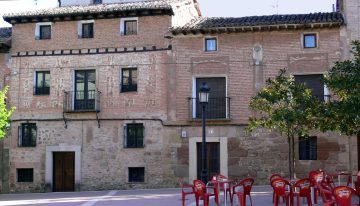 Al hacer una foto aérea sobre un campo de cereal en un pueblo de la Rioja en 2009, destapó una villa romana de hace 2100 años