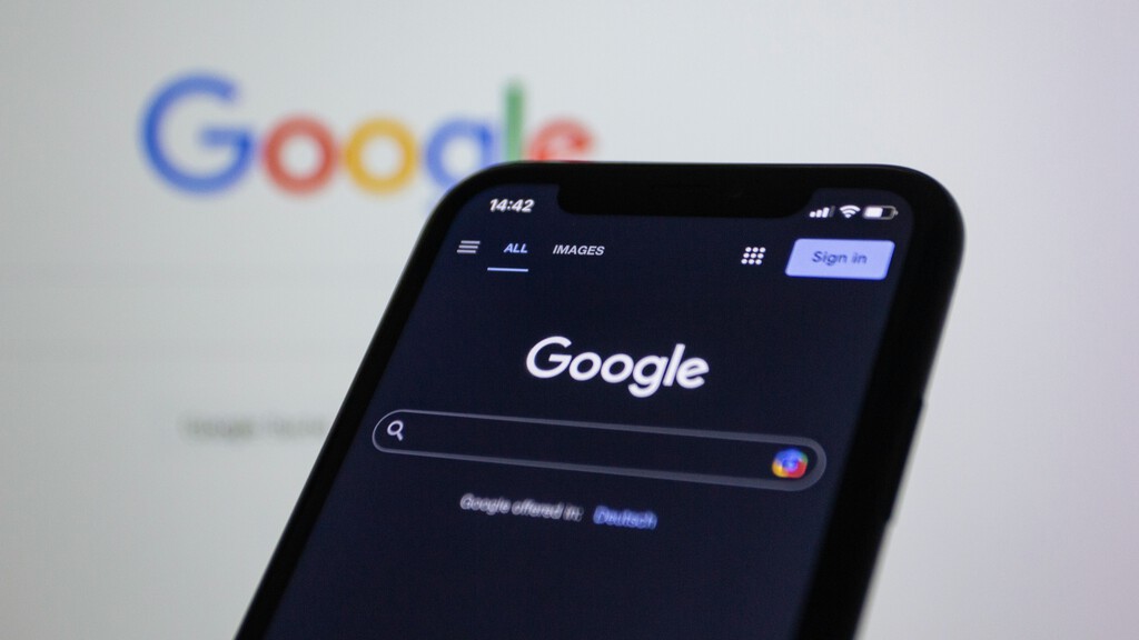 Alemania pone en aprietos el Modo IA de Google: cuando en el resumen no hay enlaces, la opinión es de Google 