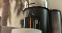 Inventó la cápsula Nespresso y Nestlé hizo miles de millones con ella. Su creador no cobró royalties ni se hizo rico