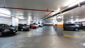 La ley deja dudas pero los expertos lo confirman: «No puedes utilizar tu plaza de garaje como trastero si incumples los estatutos»