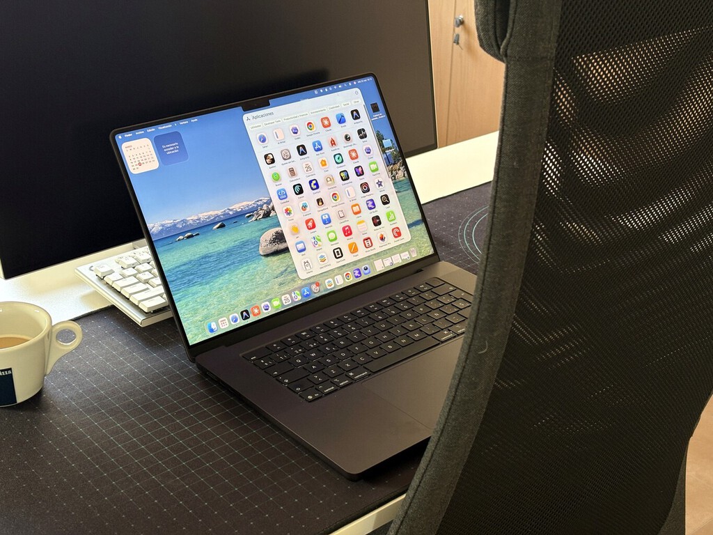 Un MacBook Pro nuevo a estrenar y con 2 TB de almacenamiento: el outlet de MediaMarkt tiene a muy buen precio este portátil de Apple 