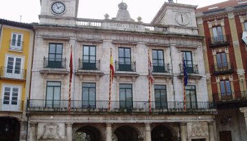 El Ayuntamiento de Burgos no encuentra a uno de sus empleados que cobró sin trabajar, así que ha usado el BOE para avisarle
