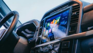 Los coches modernos saben dónde conduces, cómo frenas y cómo aceleras: el problema es quién más lo sabe