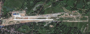 Imágenes satelitales no dejan lugar a dudas: China está llenando de aviones militares una antigua pista secreta de la CIA