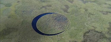La naturaleza no suele hacer círculos perfectos, pero esta isla argentina es una excepción: además, flota y se mueve continuamente
