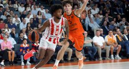 Jean Montero congela el Roig Arena en la victoria de Olympiacos contra el Valencia (97-102)