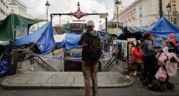 Reabre la estación de Metro de Sol tras el cierre de dos días ordenado por Ayuso para disuadir a los acampados por la vivienda