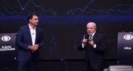 Debate presidencial en Brasil, en vivo | Lula a Bolsonaro: “¿Ya pediste prestada la motosierra de Milei?”