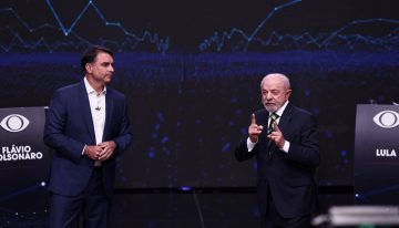 Debate presidencial en Brasil, en vivo | Lula a Bolsonaro: “¿Ya pediste prestada la motosierra de Milei?”