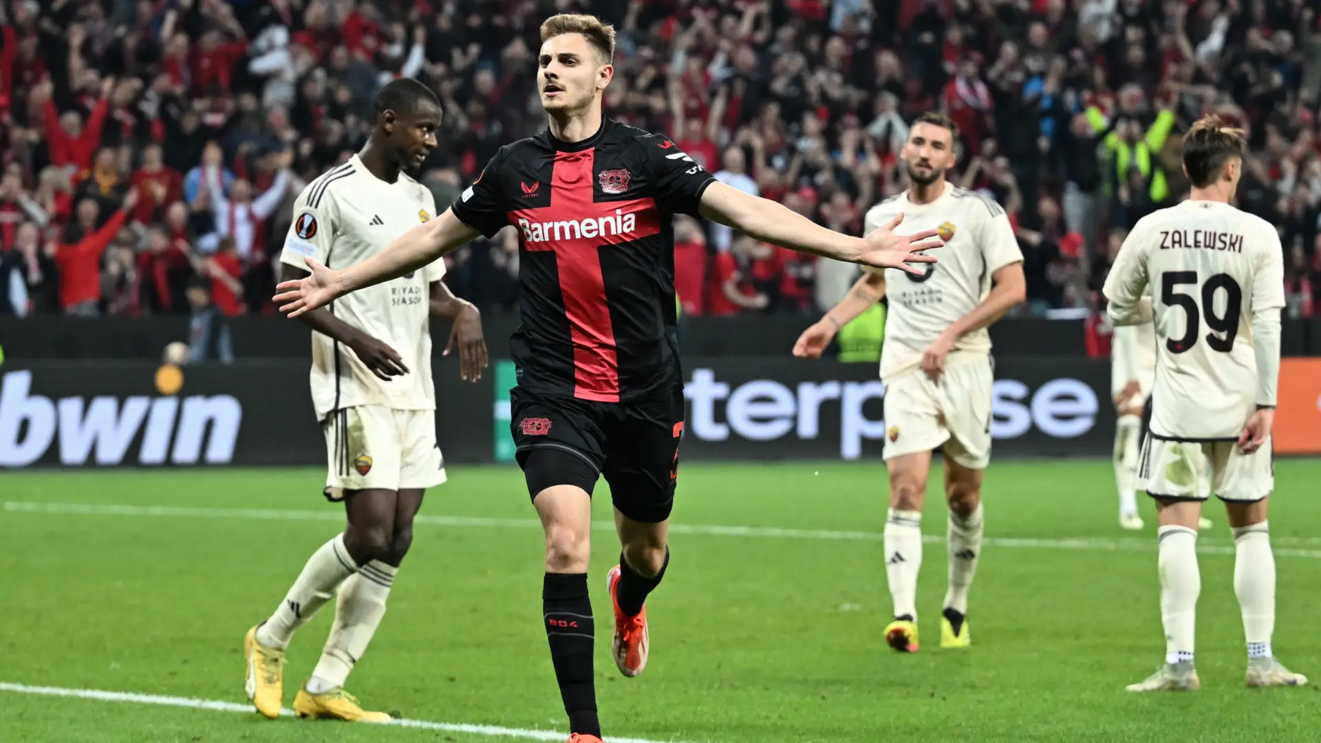 El Leverkusen se inventa la enésima remontada milagro y llega invicto a la final de la Europa League