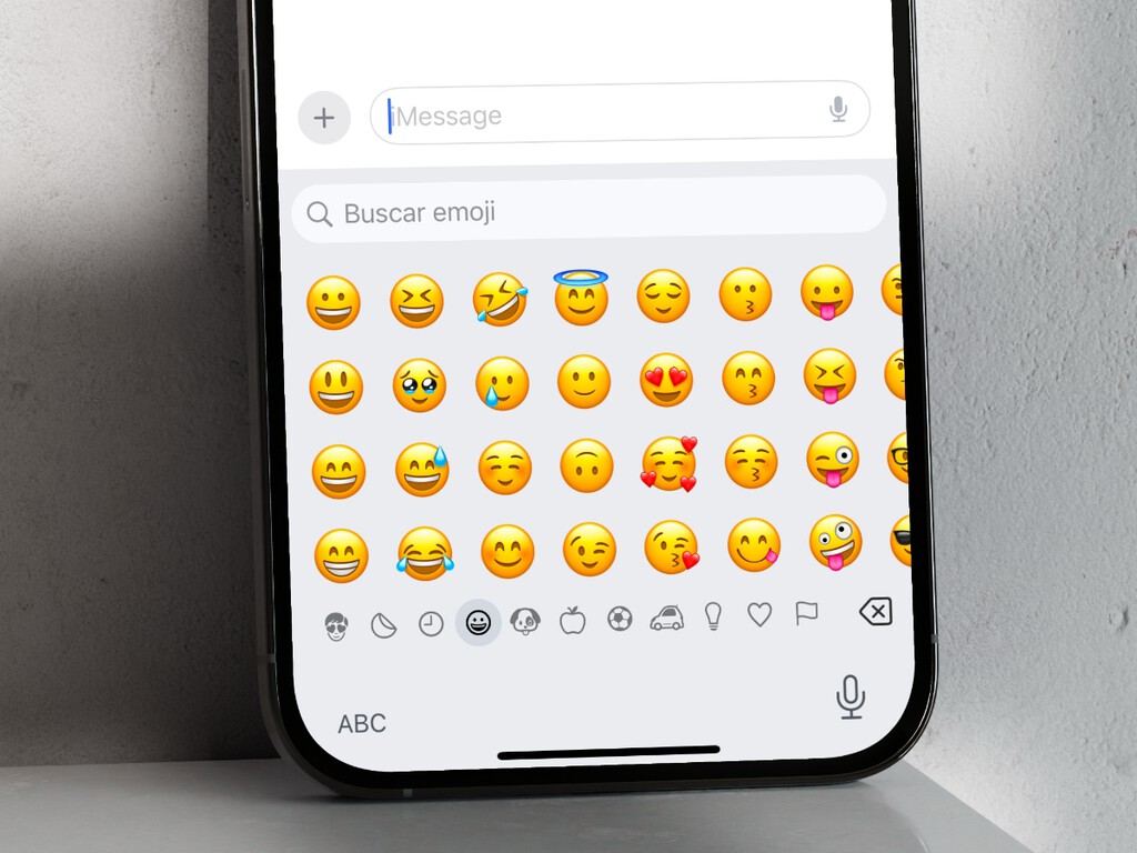 Estos son los 11 nuevos emojis que llegarán al iPhone. Dos de ellos tienen un guiño a la propia Apple 