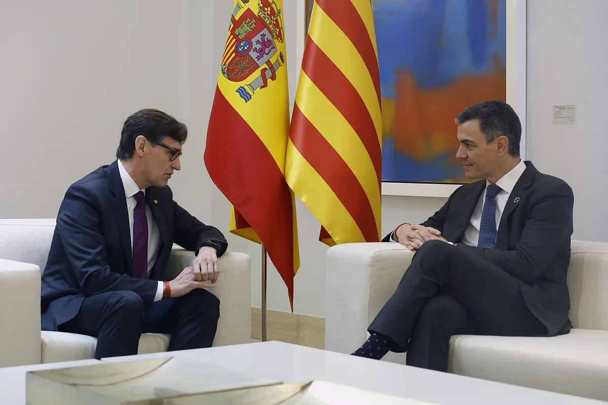 Sánchez e Illa «reactivan» las comisiones bilaterales entre el Estado y la Generalitat: «Cataluña ha vuelto para implicarse a fondo en una mejora de España»