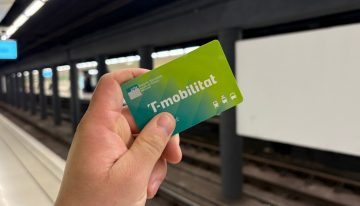 La app de T-Mobilitat para iPhone no funciona. Qué está ocurriendo y cómo validar los viajes