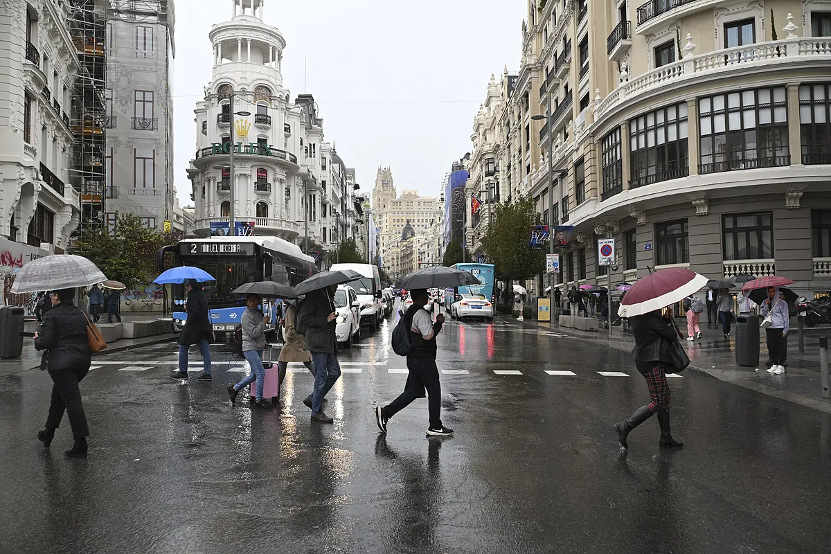 Cambio súbito en el tiempo: un frente cruza la Península, con lluvias en la mayor parte de España