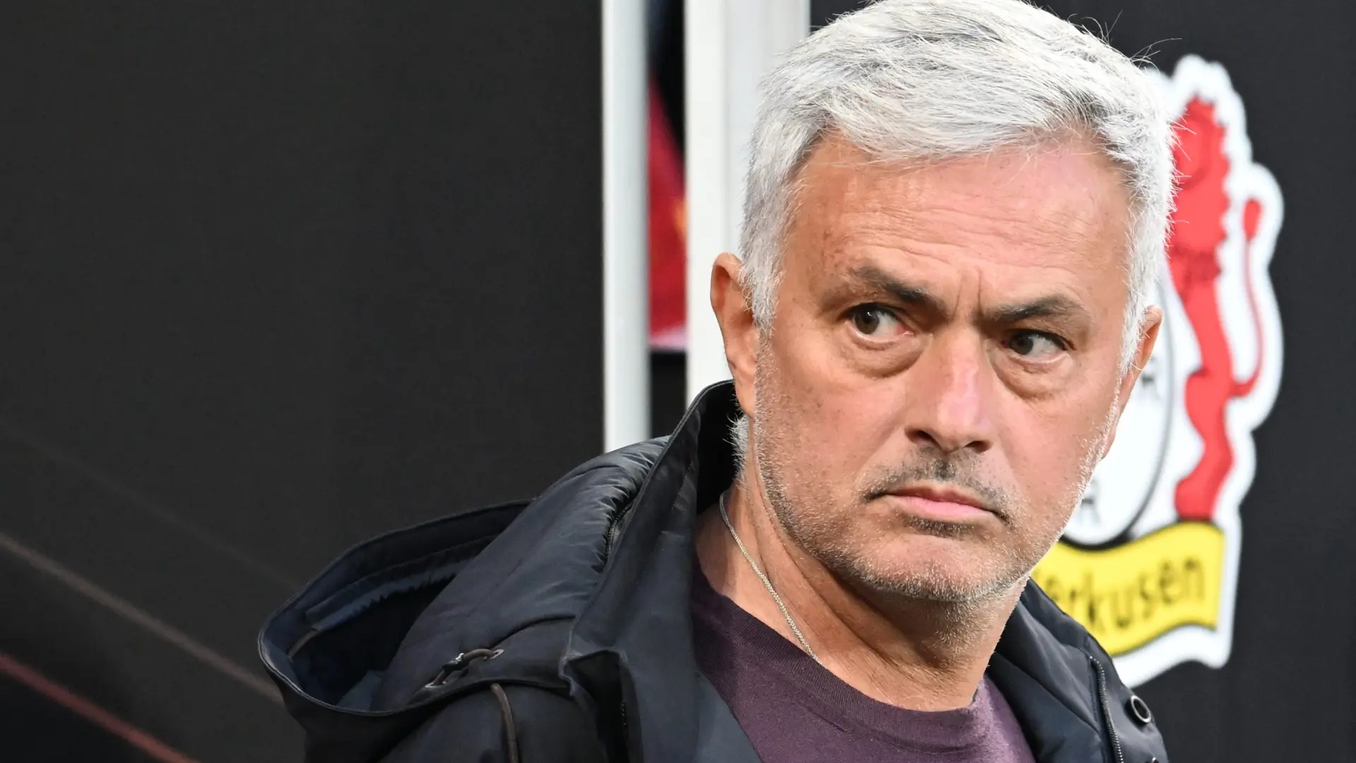 Mourinho lleva a los juzgados su 'lío' con el Galatasaray: demanda al club "por daños morales"