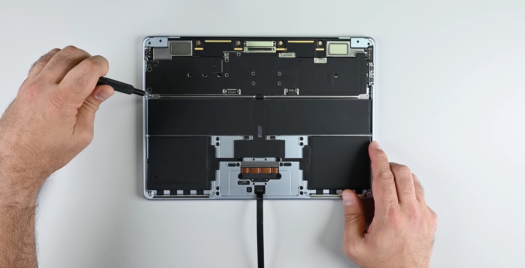 Los expertos han destripado el nuevo MacBook Air M4 y su veredicto nos da la razón a los usuarios de Apple 