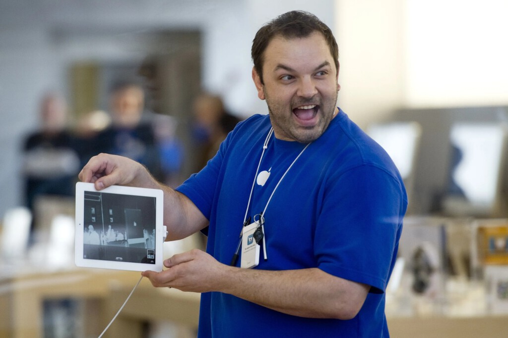 Acudió a una entrevista de trabajo para Apple y le hicieron preguntas sobre huevos, monedas y cajas vacías