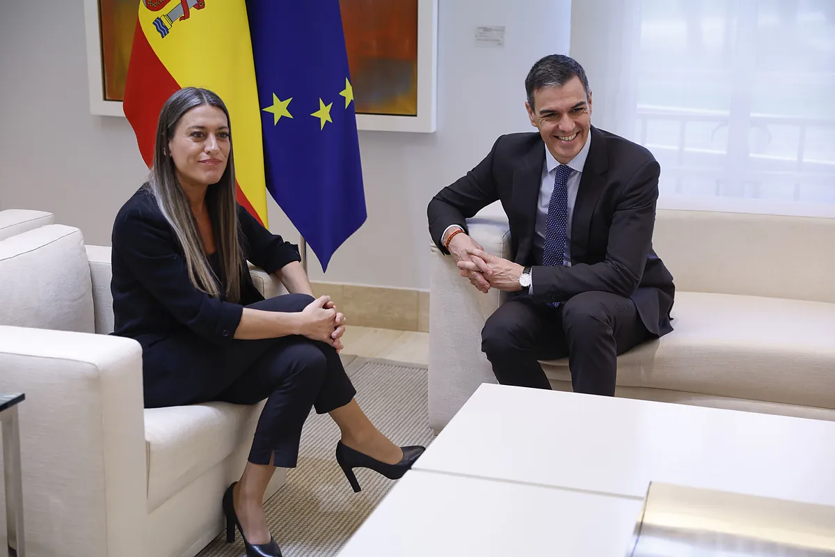 El Gobierno acuerda con Junts el reparto de menores migrantes