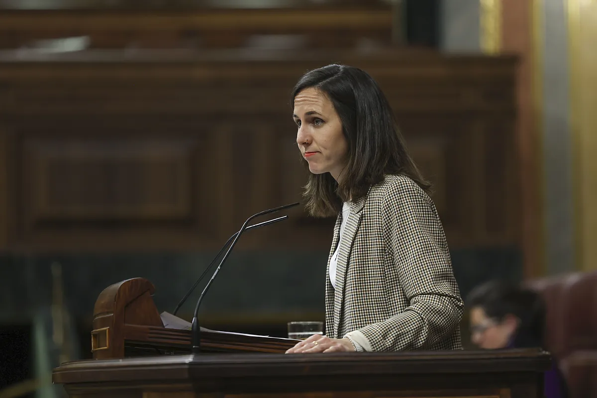 Belarra asegura que Sánchez «se ha convertido por méritos propios en un señor de la guerra»