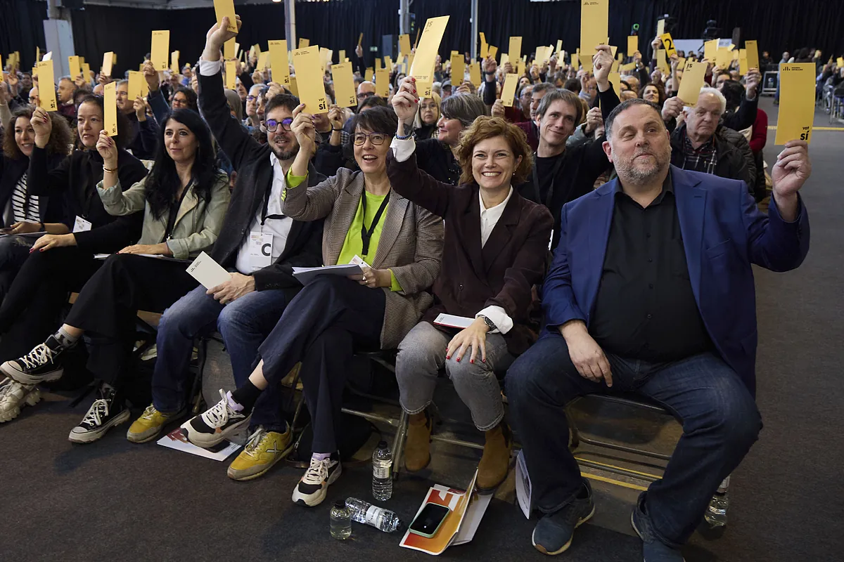 Junqueras gana poder en una ERC que busca exprimir la «debilidad» de Sánchez y califica de «moderadamente positivas» las cesiones del PSOE