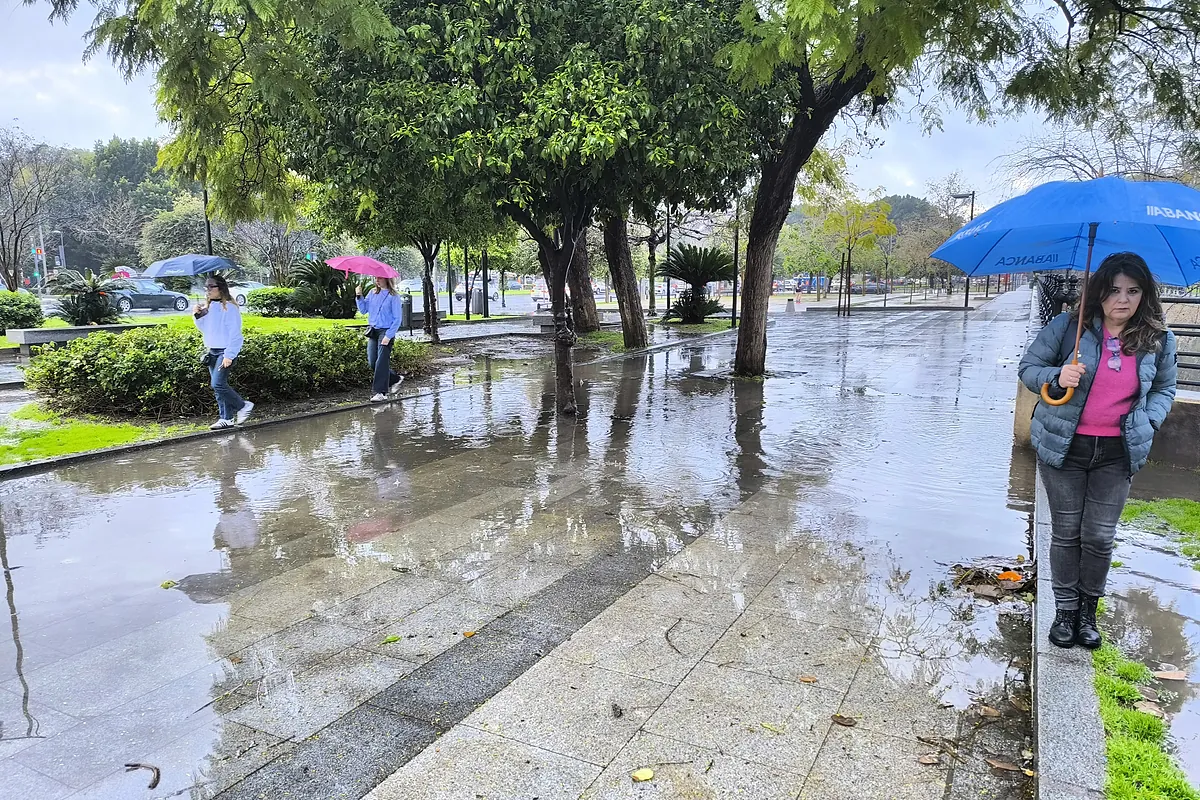 La borrasca Laurence llega a la Península con fuertes lluvias en el suroeste y pone en aviso a ocho comunidades