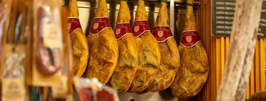 Carrefour reta a El Corte Inglés con el mejor jamón ibérico en liquidación: una pieza de 8 kg al precio más barato