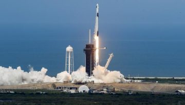 Inicia la cuenta atrás para el despegue de la «misión de rescate» de los astronautas 'varados' en el espacio